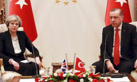 Την ώρα που ο Ερντογάν βρίσκει κλειστές πόρτες σε όλη την Ευρώπη, η Βρετανία τον στηρίζει για τις τέσσερις ελευθερίες, πιέζοντας την Κύπρο
