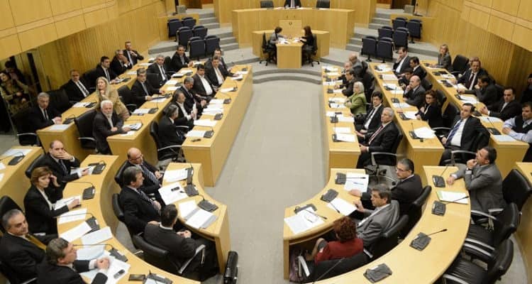Ψήφισμα της Βουλής καταδίκης των τουρκικών παρανομιών  μετά από πρόταση του Κινήματος Οικολόγων – Συνεργασία Πολιτών .