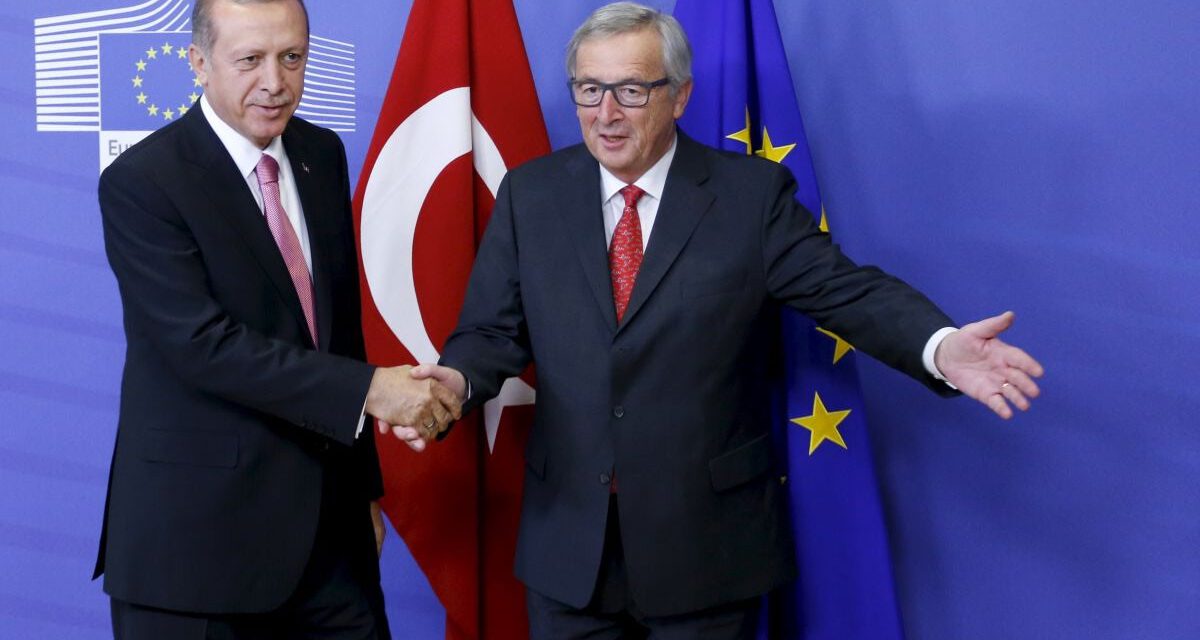 Γιούνκερ υπέρ Τουρκίας κόντρα στην ασφάλεια της Κύπρου