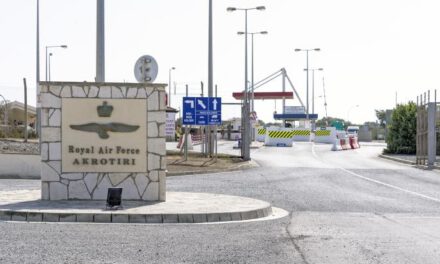 Να απαγορευτεί η διακίνηση Βρετανών στρατιωτικών στην Κυπριακή Δημοκρατία