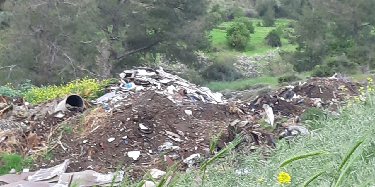 Άμεσο κλείσιμο της παράνομης χωματερής στο Καλό Χωριό Ορεινής. Να ψηφιστεί επιτέλους η απαγόρευση της καύσης των «πράσινων αποβλήτων»