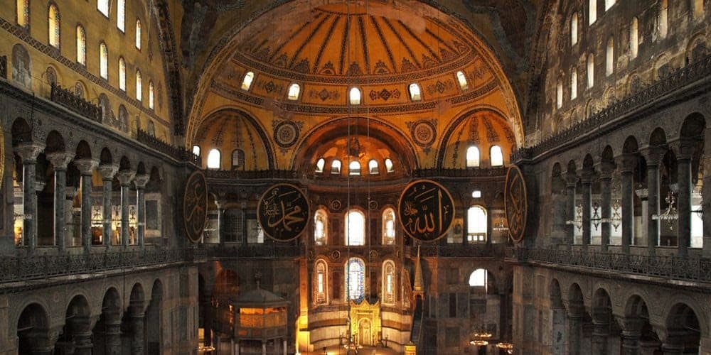 Θλιβερά χλιαρή η αντίδραση των Ευρωπαίων στην πολιτιστική πρόκληση του νεοσουλτάνου Ερντογάν για την Αγία Σοφία