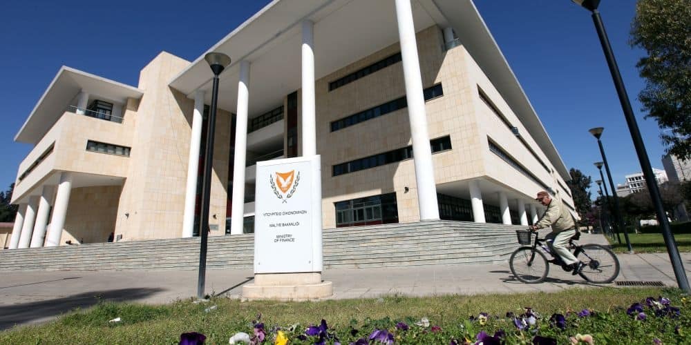 Χρειάζεται στροφή στην πράσινη οικονομία και μεταρρυθμίσεις για να απορροφηθούν τα 1.2 δισ. από το Ταμείο Ανάκαμψης