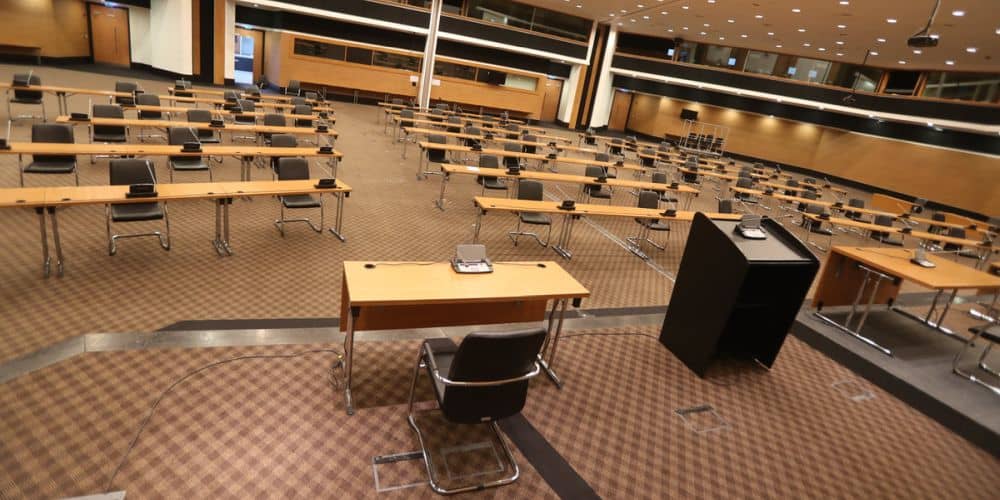 Μέσα στο τυφλό μένος του κατά των Οικολόγων, ο κ. Σιζόπουλος, περιέπεσε σε κατάσταση αφασίας