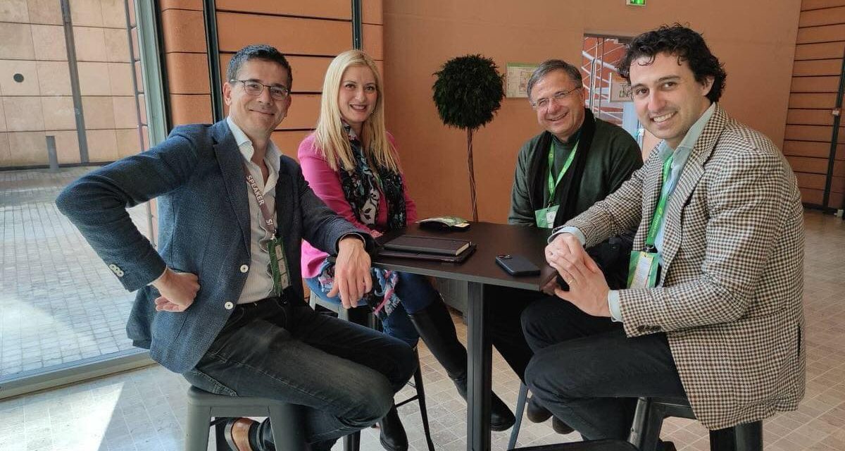 Ο αγώνας για σωτηρία του Ακάμα γίνεται ευρωπαϊκή υπόθεση – Συνάντηση με τον Ευρωπαίο Επίτροπο για το Περιβάλλον Βιργκίνιους Σινκεβιτσιους. Επίσκεψη αντιπροσωπείας των Ευρωπαίων Πρασίνων στον Ακάμα