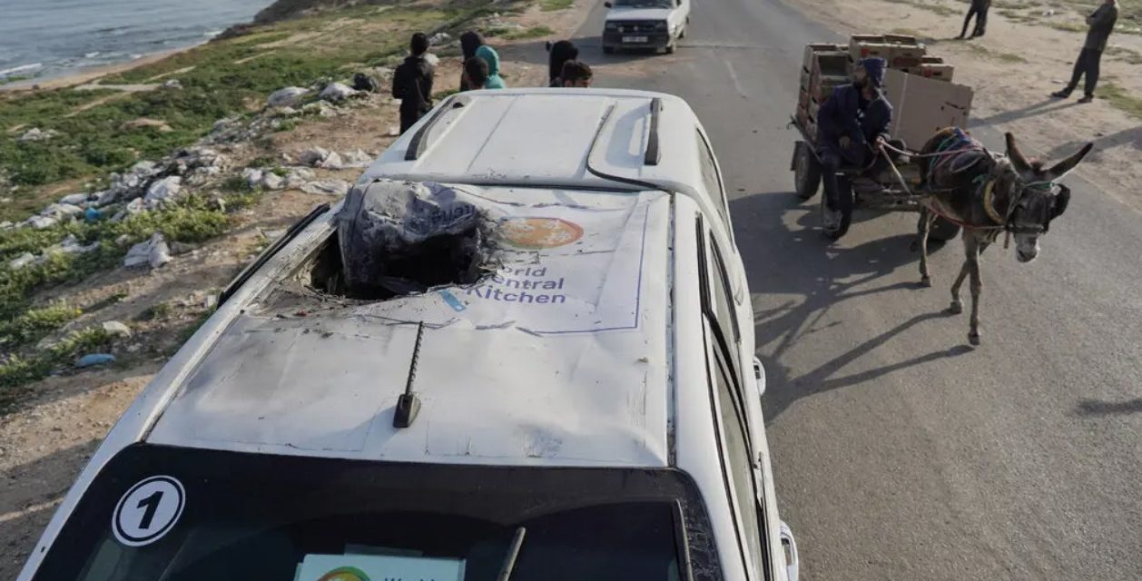 Καταδικάζουμε την δολοφονία επτά εργαζόμενων της World Central Kitchen από ισραηλινό βομβαρδισμό. Κυπριακή Κυβέρνηση και Βουλή οφείλουν να καταδικάσουν την δολοφονία