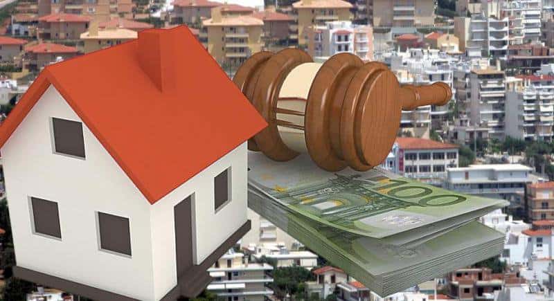 Οι πολλές καθυστερημένες “λύσεις” για τις εκποιήσεις δεν πρέπει να ακυρώσουν τη μία ουσιαστική πρόταση για προστασία των δανειοληπτών που κατέθεσαν προ πολλού Οικολόγοι και ΑΚΕΛ